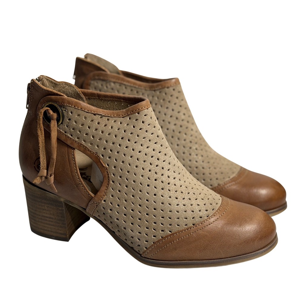 Casta Ankle Boots Brown Perforated Leather Cutout Block Heel Booties 38 Womens